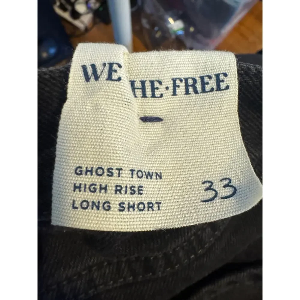 We The Free Ghost Town High Rise Long Shorts Black Raw Hem Size 33 NWT